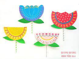 Work on math skills with your preschooler and count the number of petals on their flowers. Paper Plate Flower Craft For Kids Red Ted Art Make Crafting With Kids Easy Fun