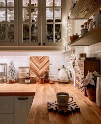 Kitchen wallpapers need not always be colorful affairs [design: 100 Simple Kitchen Design Decoration 34885 1080x1080 2021