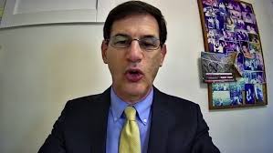 Optimal medical therapy with or without surgical revascularization and  long-term outcomes in ischemic cardiomyopathy