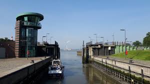 Lorem ipsum dolor sit amet, consetetur sadipscing elitr, sed diam nonumy eirmod tempor invidunt ut labore et dolore magna aliquyam erat, sed diam voluptua. Schleuse Neuer Hafen Bremerhaven De