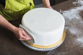 Use left/right arrows to navigate the slideshow or swipe left/right if using a mobile device. 9 Cake Decorating Classes In Nyc That Bakers Will Love