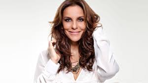 Ivete sangalo está mesmo podendo. Climao Ivete Sangalo Revela Qual Piada Fez Para Cher Que Deixou Diva Sem Entender