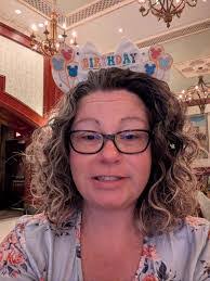 Betsy Odonnell's Instagram, Twitter & Facebook