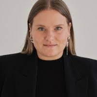 Alice Sowa's Instagram, Twitter & Facebook