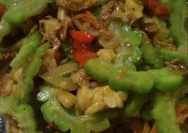 Buah pare atau paria selain dimasak sambal juga mantap dimasak sayur tumis bahkan diolah menjadi aneka kreasi. Resep Tumis Pare Tempe Pedas Tips Agar Tdk Pahit Oleh Rindu Rindu Cookpad