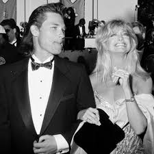 The inconspicuousness of his private life is also noticeable. Pin By Wendell Bennett On Goldie Goldie Hawn Young Goldie Hawn Hollywood Couples