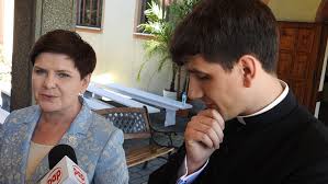 Za pośrednictwem prawnika wystosował do dziennikarzy specjalne pismo. Syn Beaty Szydlo Nie Jest Juz Ksiedzem Zniknal Z Listy Duchownych Diecezji