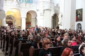 One credit is equal to 40 hours of workload (lectures, seminars, individual study and etc). Church Near Vilnius University Erasmus Foto Vu