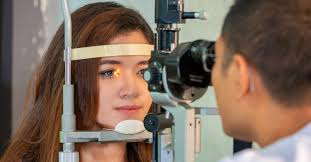 Kedutan mata kiri atas dalam perspektif budaya jawa : Mata Terasa Sakit Saat Berkedip Ini Penyebabnya