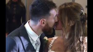 Antonella roccuzzo wikipedia on mainkeys. Antonela Roccuzzo Wiki Bio