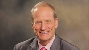 Michelle Hostetler's Instagram, Twitter & Facebook