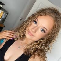 Becky Milner's Instagram, Twitter & Facebook