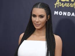 Kim kardashian hat erstmals bilder von allen vier kindern auf instagram geteilt. Kim Kardashian Zeigt Baby Psalm Fans Finden Er Sieht Aus Wie Kim Stars