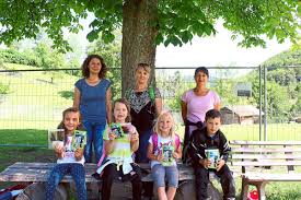 Kindergarten in hausen (bei forchheim) 4 aktuelle adressen mit bewertungen und öffnungszeiten sie sind auf der suche nach kindergarten hausen (bei forchheim) und möchten sich über firmen. Burladingen Bei Den Alpakas Vom Killertal Killertal Burladingen Schwarzwalder Bote