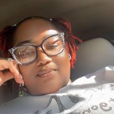 Makayla Smith updated her profile picture.