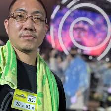 Rex Chung (@ccpseric) • Threads, Say more