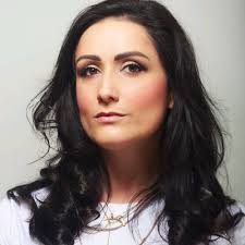 Great to be back presenting BBC Radio Scotland's Afternoon Show today.  Speaking to Altered Images' Clare Grogan and playing the radio first of  their brand new single Glitter Ball...the second…