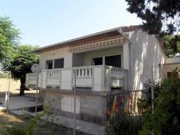 Wohnung Im Erdgeschoss Fur 4 5 Pers Mit Garten Und Grill Erdgeschoss Geschoss Wohnung