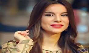 هي مقدمة برامج التوك شو الأولى بين اقرانها، وهي مصرية الجنسية، ولها العديد من البرامج المعروفة. ÙØ±ÙŠØ§Ù„ ÙŠÙˆØ³Ù ØªÙƒØ´Ù Ø³Ø¨Ø¨ Ø¥Ù„ØºØ§Ø¡ Ø²ÙØ§ÙÙ‡Ø§ Ù‚Ø¨Ù„ Ù…ÙˆØ¹Ø¯Ù‡ Ø¨Ù€3 Ø´Ù‡ÙˆØ± Ù…ØµØ± Ø§Ù„ÙŠÙˆÙ…