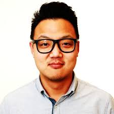 People related to "marketing specialist"