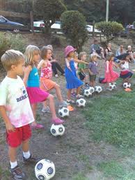 We have been serving families with montessori education since 1986. Kensington Growing Light Montessori Schools