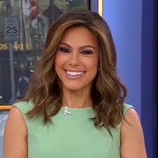 Ellie Cain's Instagram, Twitter & Facebook