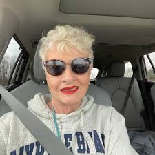 What are some suspenseful psychological thriller movie recommendations?