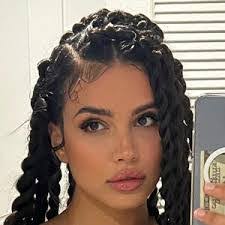 Amy Lem's Instagram, Twitter & Facebook