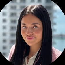 Natalie Rolle's Instagram, Twitter & Facebook