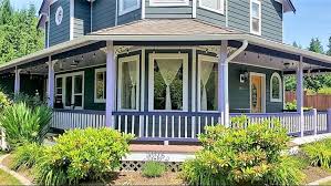 The polar bear is a powerful offshore ice skimmer which because of its compact hexagonal design ensures optimal contact with the surface surrounding the skimmer. Updating Old Siding Can Add Beauty Style And Resale Value To Your Home King5 Com