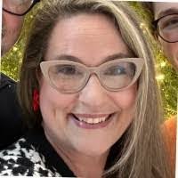 Julie Kuester's Instagram, Twitter & Facebook