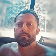 Matt Tomlin (@tomlincook42) • Instagram photos and videos