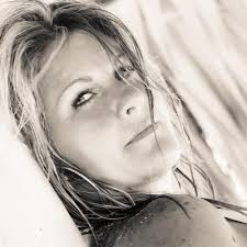 Suzanne Jansen (@SuzanneJansen16)