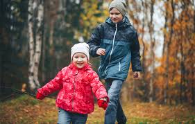 Trance duo younger brother consists of producers simon posford and benji vaughan. Siblings The Older Brother Younger Sister Dynamic Bright Horizons