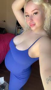 if yo thing bigger than yo phone heart it..😌