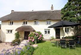 Higher Collaton Cottage A Picturesque Thatched Cottage Near Salcombe In South Devon Sleeps 6 Devon Cottages Cottage Dream Cottage