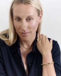 Ali Pew for At Present “You may not have heard of Ali Pew, but you are  probably — indirectly — wearing something she told you to.” — Harriet  Walker, Fashion editor of The