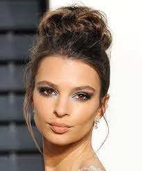 Celebrity Makeup Looks To Wear On Prom Night Celebrity Makeup Looks Beautiful Hair Color Brunette Celebrities