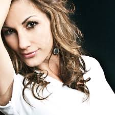 Getting to Know: Danielle Peck