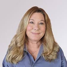 Jane Stacey's Instagram, Twitter & Facebook