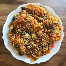 Powerdiet On Instagram Voila Une Petite Recette Chouchou Qu On Adore Lentilles Corail Carottes Et Champignons Au Curry Les Ingredients Lentille