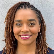 Sonia Planas's Instagram, Twitter & Facebook