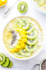 Mango Kiwi Chia Seed Smoothie Bowl V Gf A Super Easy Recipe For A Light Refreshing And Filling Smoot Smoothie Schussel Rezept Veganer Smoothie Acai Rezepte