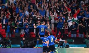 Narración en vivo del choque entre #inglaterra e #italia. Ijdo Yxsu3z4dm