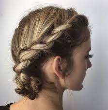 Divide the section in your hand in 2 down the middle. 13 Easy Braids For Short Hair To Inspire Your Next Look