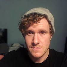 Brian Mummert (Baritone, Conductor)