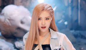 Discover images and videos about blackpink rose from all over the world on we heart it. Rose From Blackpink To Make Her Solo Debut In March