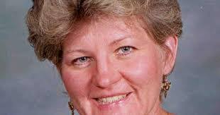 Diane Burda's Instagram, Twitter & Facebook