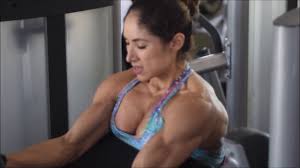 And a japanese bonus clip of abs: Entrenaiento De Descarga De Sandra Grajales A 3 Dias Del Olympia 2016 Youtube