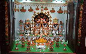 There is no dearth of decoration ideas for ganesh chaturthi at home! Saraswati Puja Decoration Saraswati Pooja Vasant Panchami Pooja Room Pooja Room Designs Decoration For Saraswati Pooja